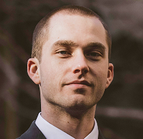 Thomas Whitfield, analista de trading especializado en mercados cripto, retrato